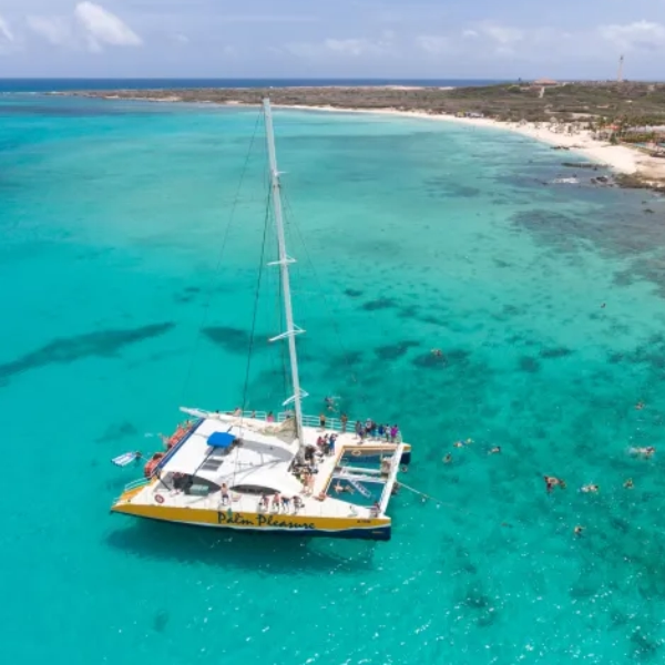Palm Pleasure Catamarán - Snorkeling Tour in Aruba 02
