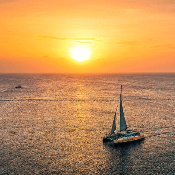 Palm Pleasure Catamaran – Sunset Sail in Aruba
